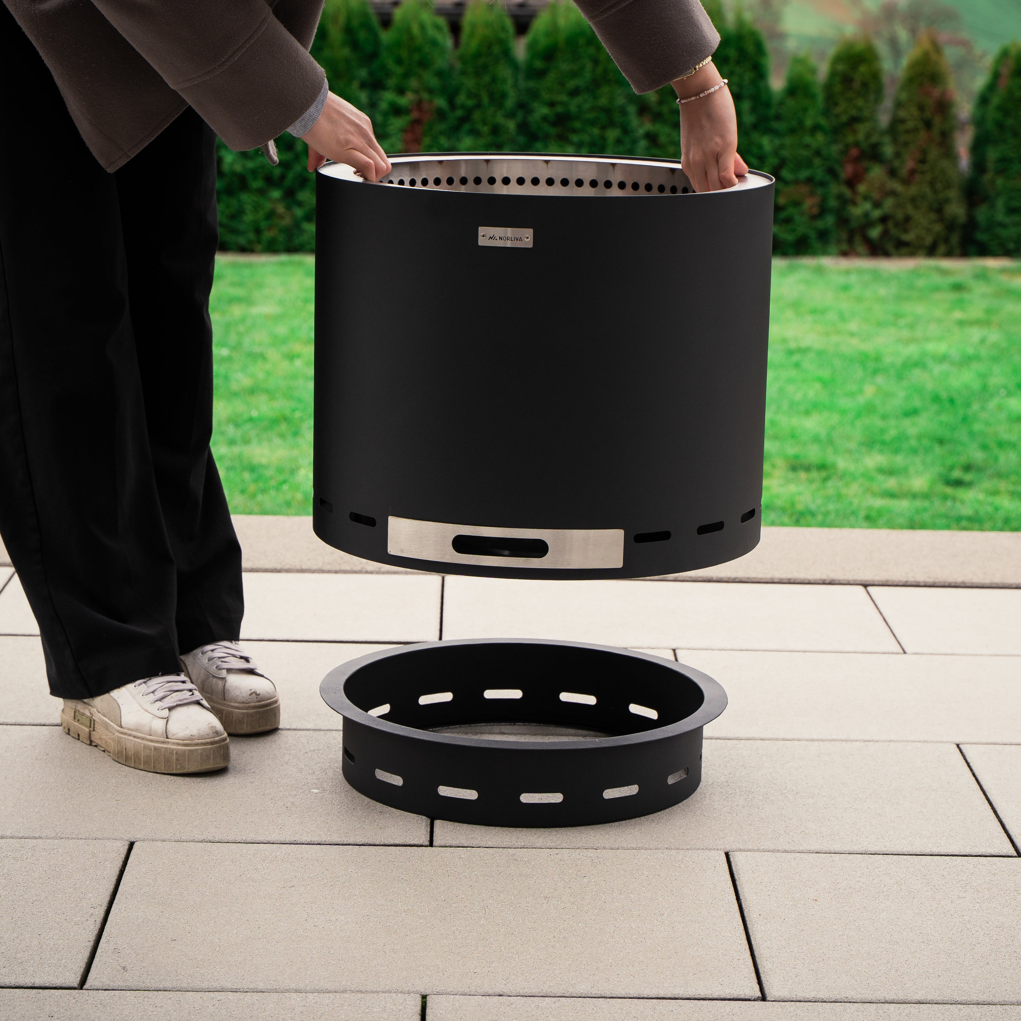 Set: Skara + Feuerplatten-Grill + Deckel