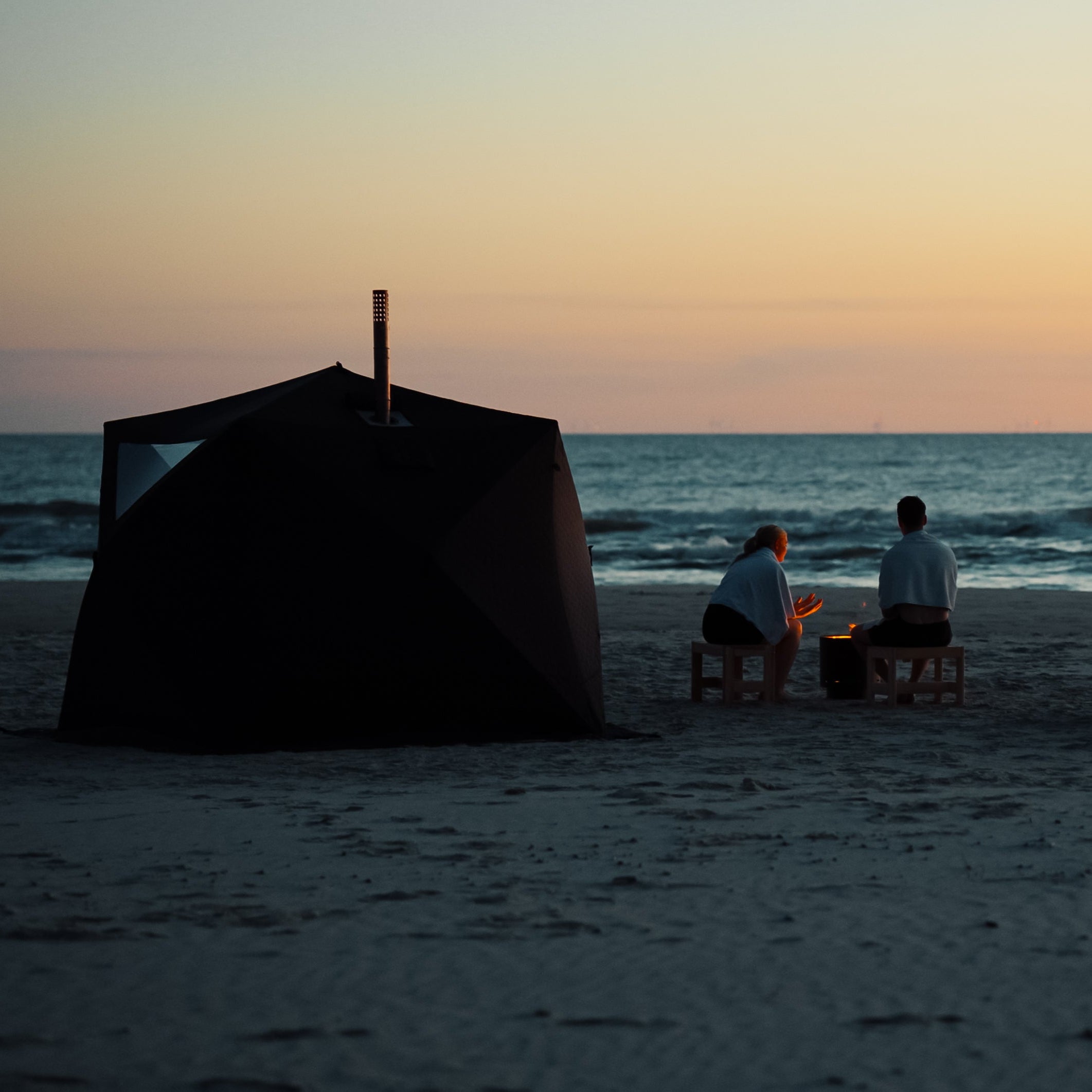 Set: Saunazelt Fjorden + Ofen + Sauna-Zubehör + Regenschutz + Bänke