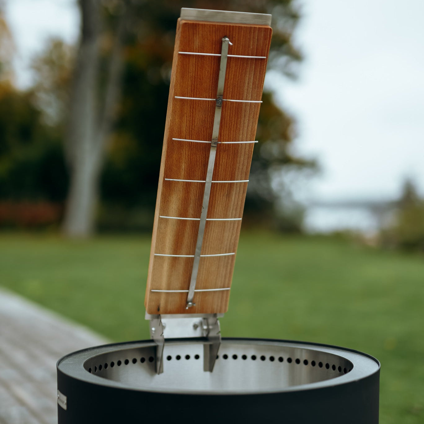 Norliva Flammlachsbrett für Feuerschale