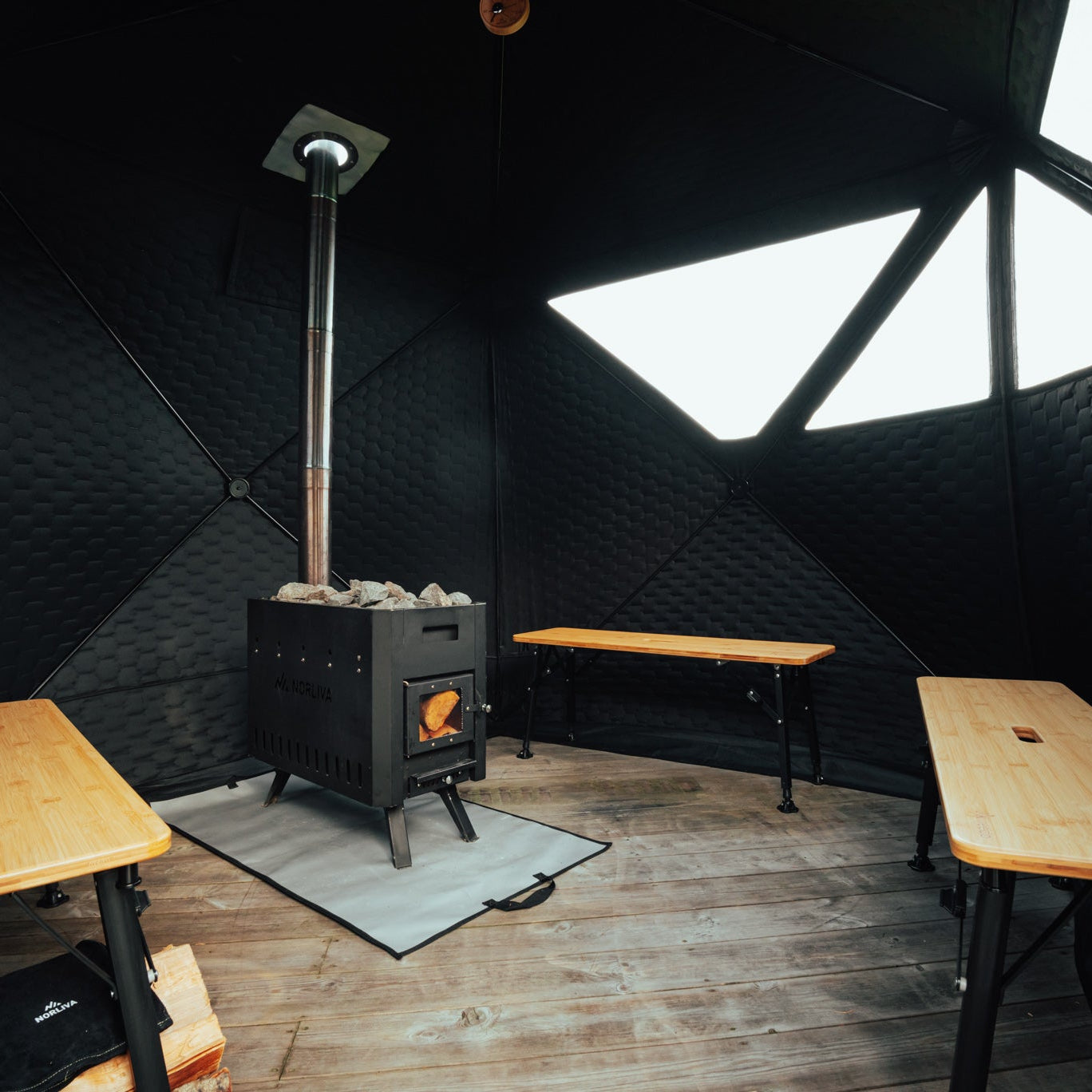 Set: Saunazelt Dalen 2.0 + Ofen + Sauna-Zubehör + Regenschutz + Bänke